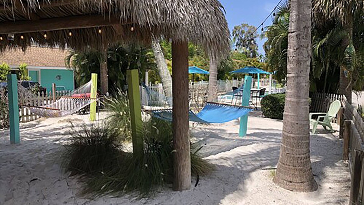 Laurel Hotel | My Sarasota Getaway