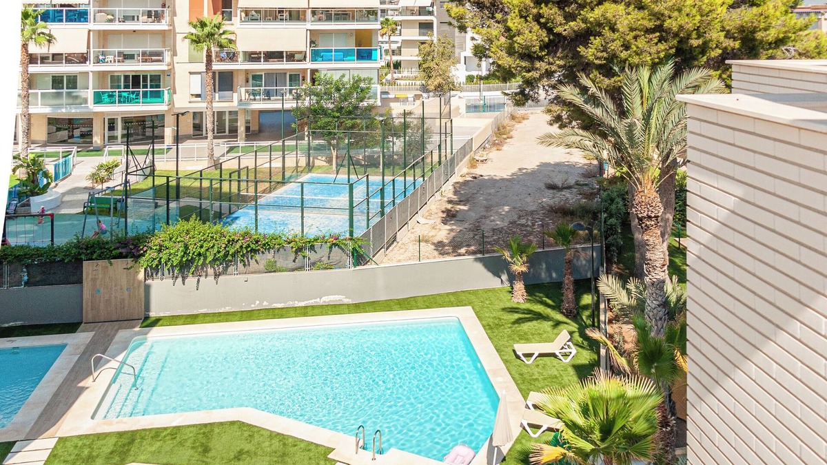 Coveta Fuma Hotel | Myflats Campello Beach