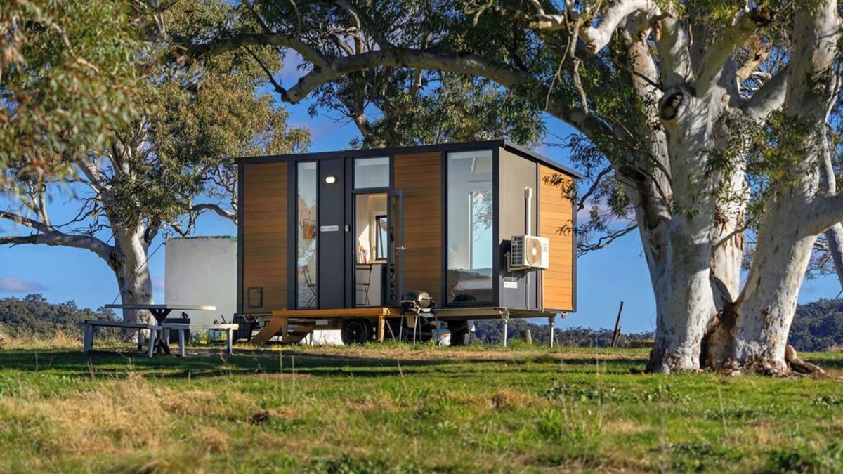 Tarlo House | Myrtle at Lexington Park by Tiny Away