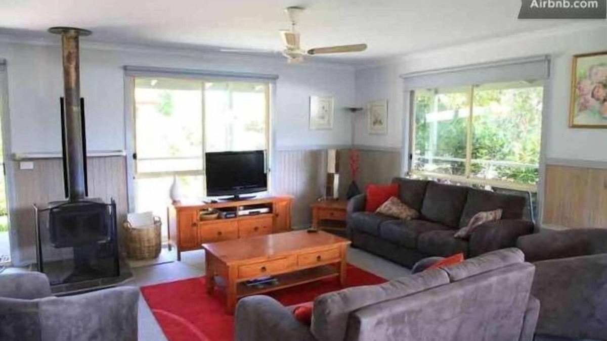 Tawonga South House | Myrtle Manor, Tawonga South