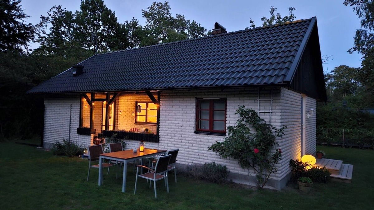 Degeberga Cabin | Mysig Stuga Utanför Brösarp på Vackra Österlen