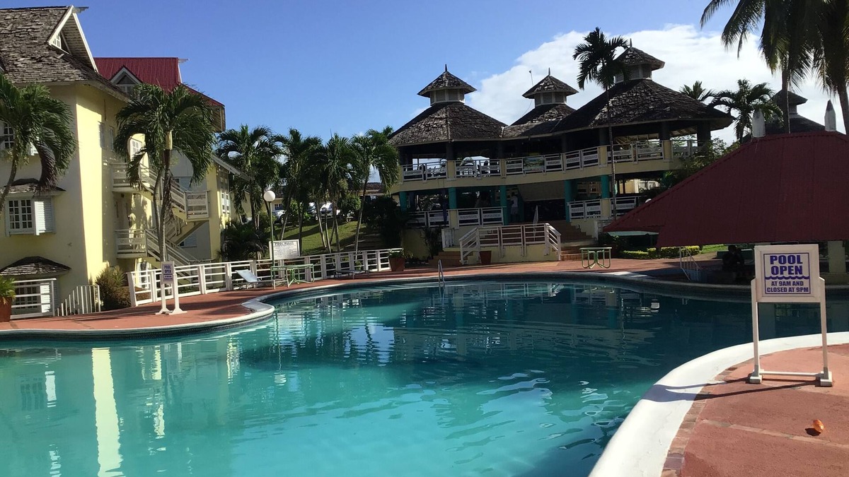 Ocho Rios Hotel | Mystic Ridge Paradise