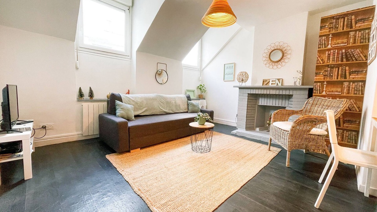 Secteur 2 Apartment | #N9 | Le Champo π| T3 close to the centre | 2 bedrooms