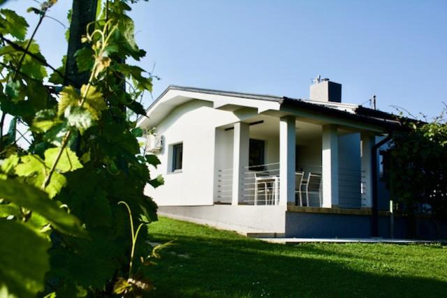 Tisina House | NA OFF