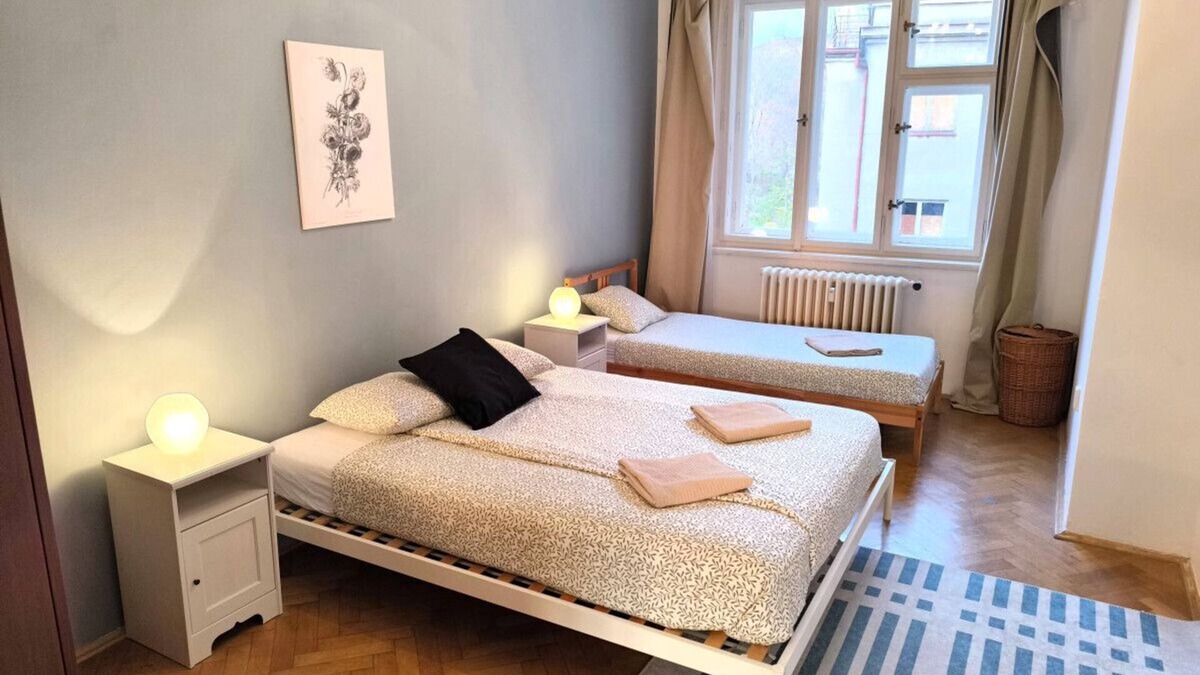 Prague 2 Apartment | Na Slupi Sanctuary:Serene 2-Bedroom Getaway Prague