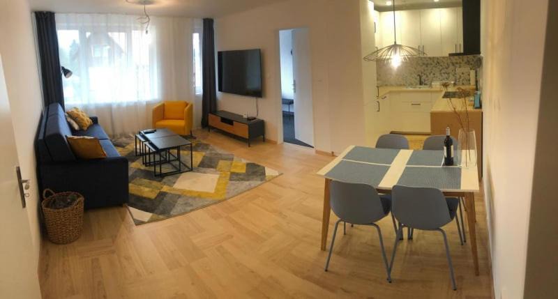 Jesenik Apartment | Na stezce