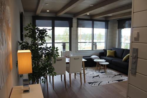 Ahtari Apartment | Naava Chalet Lumi 301