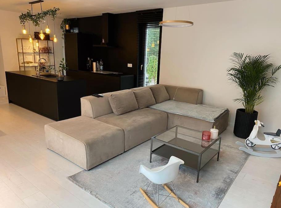 Turova House | Nadštandartný dom LAhaus v strede lesa blízko mesta
