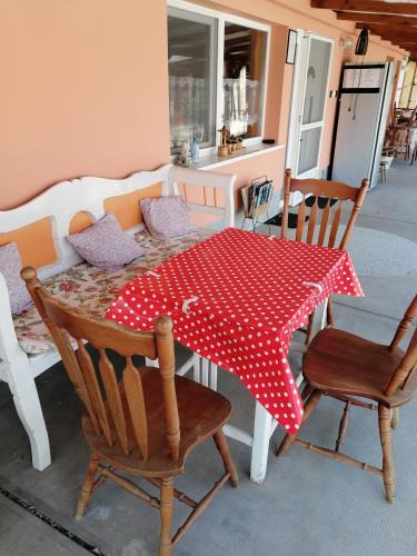 Tiszasas Apartment | Nagymama Házikója