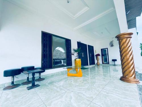 Adentan House | Nana's Holiday Let