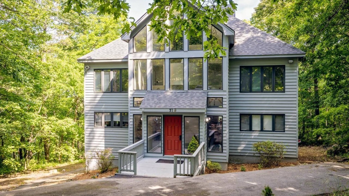Nellysford House | Nancy's Edelweiss with Wintergreen Advantage
