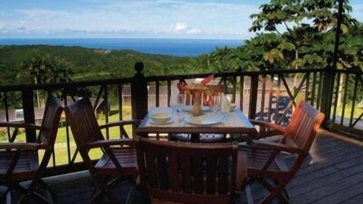 Surinam Cottage | Naniki Cottages