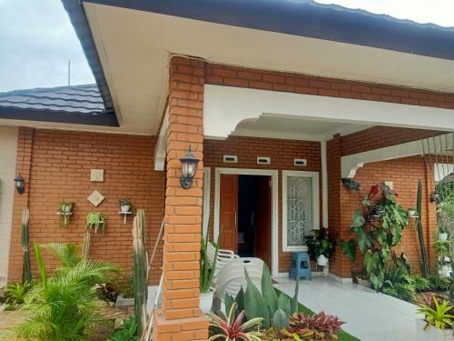 Rendeh Villa | Nanita Homestay