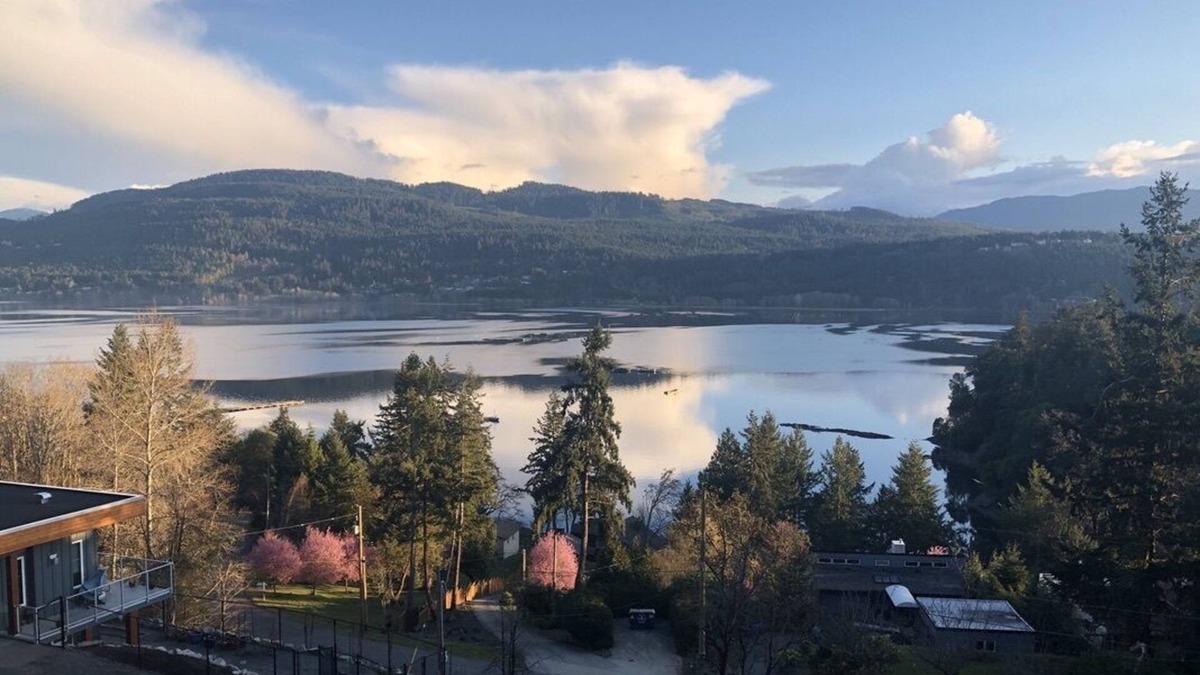 Regional District of Nanaimo House | Nanoose Bay South Facing Sea View Suite - Escape to Moon Bay