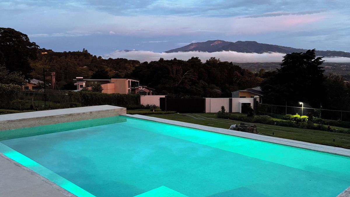 Sector Central House | nAO BUENA VISTA- Stunning panoramic view place will take your breath away!