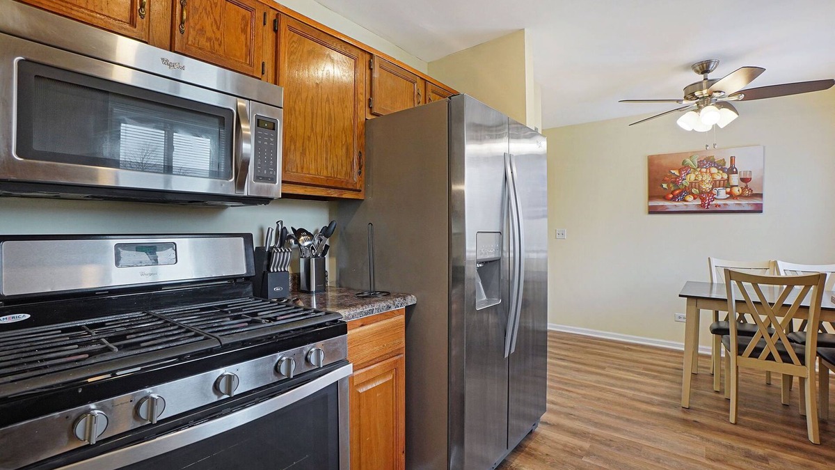 Fox Valley House | Naperville -Woodview Ct