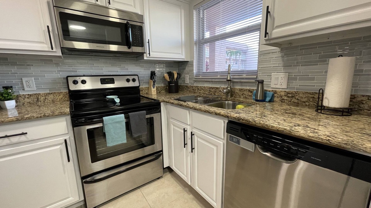 Central Naples Condo | Naples Beach Condo