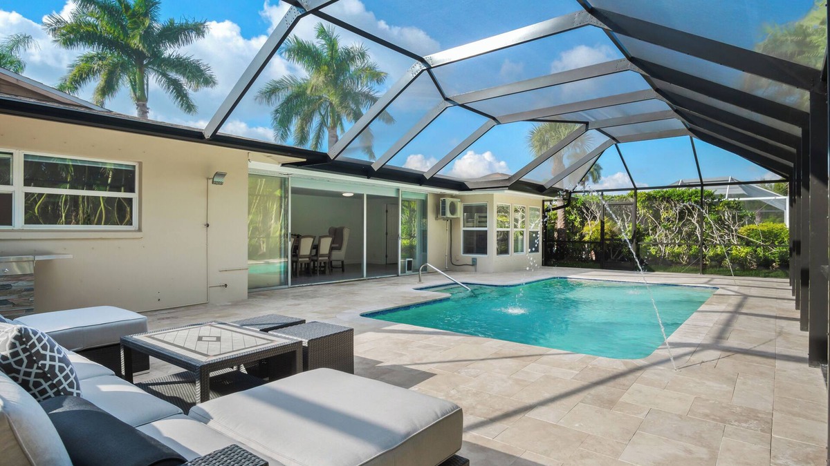 Palm River Estates Villa | Naples Dream Escape 4BR Home, heated pool, 10min from Beach
