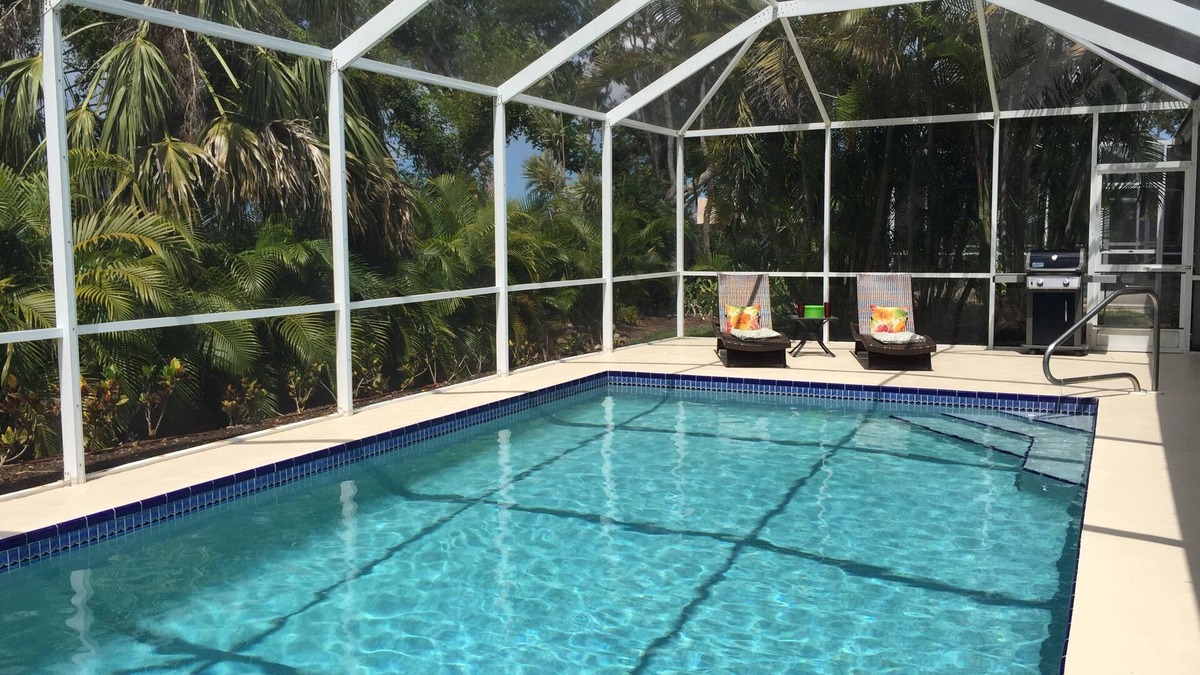Falcons Glen House | Naples Lely Resort- Quiet Villa Home with Oversized Pool