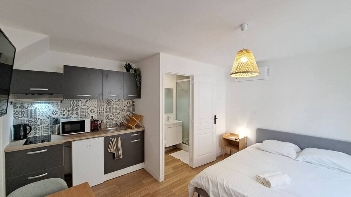 Jamin Apartment | Naples, Studio Centre Ville
