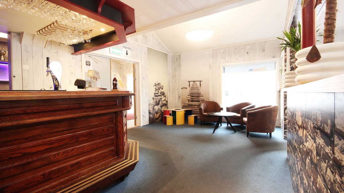 Sandnessjoen Hotel | Napoli resturant & Hotell