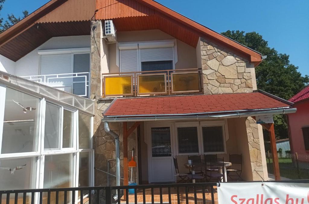Fonyod House | Napsugar Nyaraló