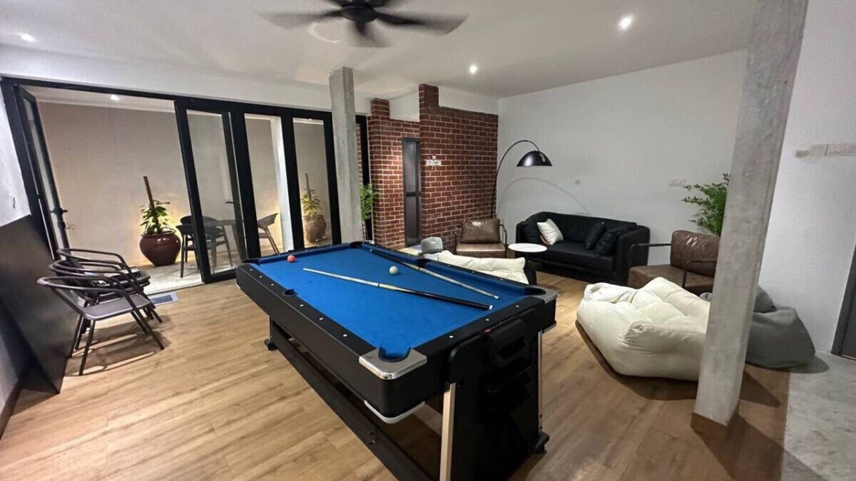 Pelabuhan Klang House | Nara s Luxe Villa#pooltable#karaoke#partyhouse