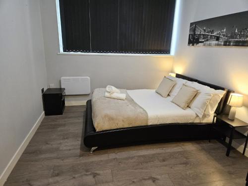 Adamsdown Apartment | Nariken Apartments, Cardiff City Center