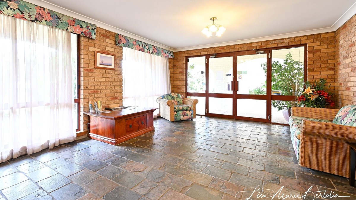 Narrandera Hotel | Narrandera Club Motor Inn