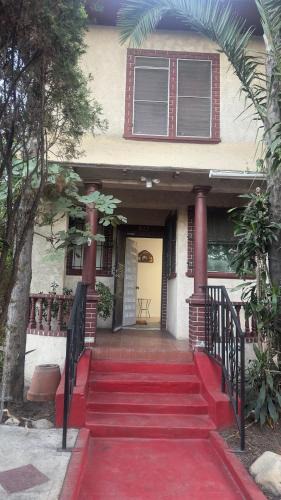 Downtown Los Angeles House | Naryn Guest house