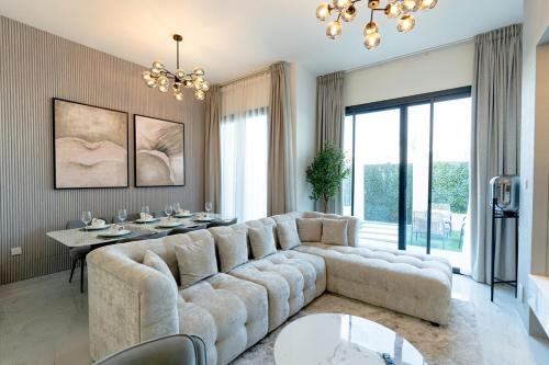 Mina Al Arab Villa | Nasma Luxury Stays - Opulent Family Escape in Marbella RAK