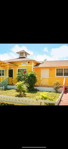 Kemps Bay Resort | Nathan's Lodge