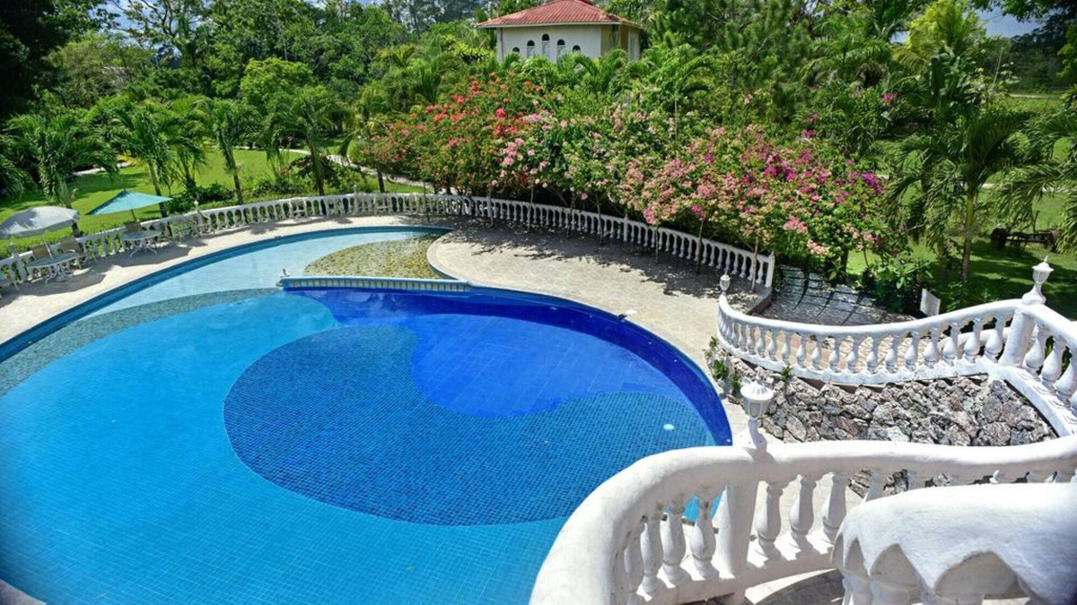 Armenia House | Natural Peace Confort Horseback Riding, River Tubing, Birding-Cabana Dbl-BBL