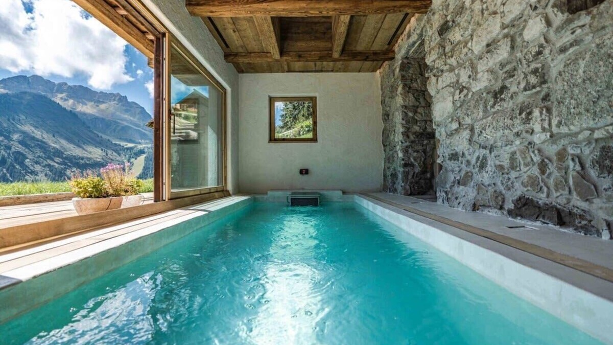 Spormaggiore Ski Chalet | Natural Stone Chalet with Great Atmosphere