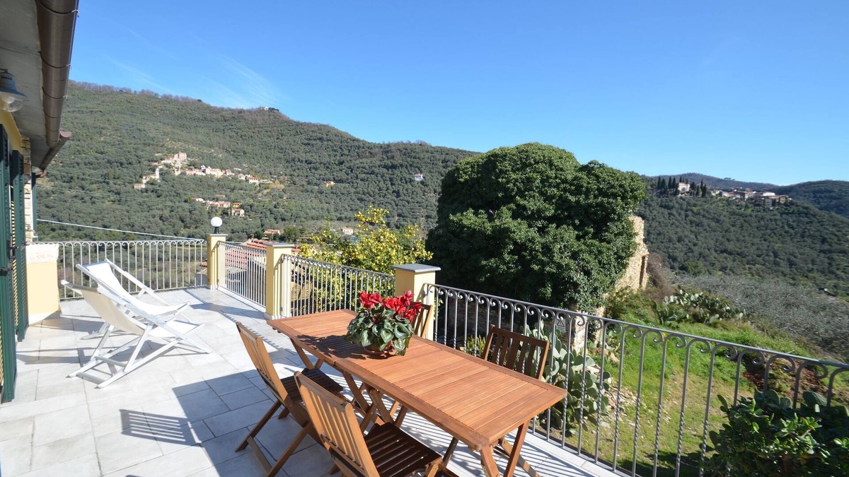 Costiolo House | Natural stone house in panoramic position with sunny terrace and garden
