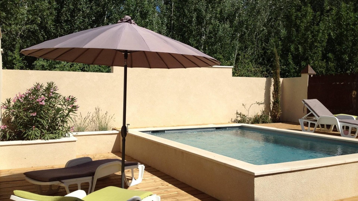 Les Angles House | Nature 4 minutes from Avignon, charming country house.