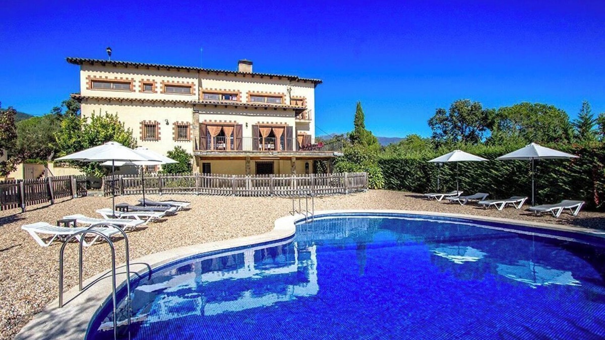 Sant Pere de Vilamajor Villa | Nature and Tranquility for 24 pax - 30km to beach