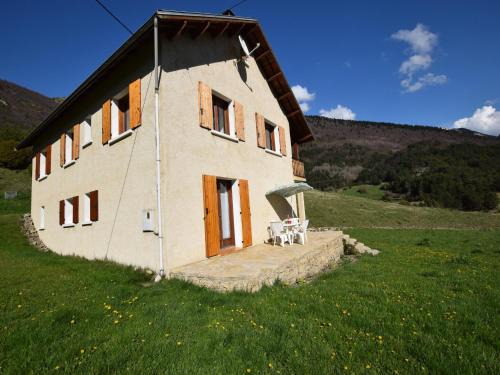 Lus-la-Croix-Haute Apartment | Nature & Adventure Highlights