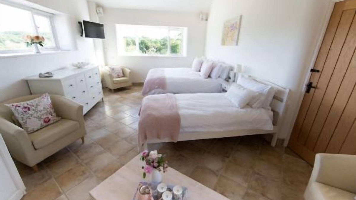 Vobster Apartment | Nature and Breath taking views over 55 acres ❤️