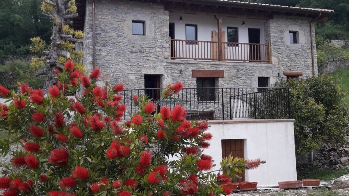 Cabranes Municipality House | Nature and tranquility