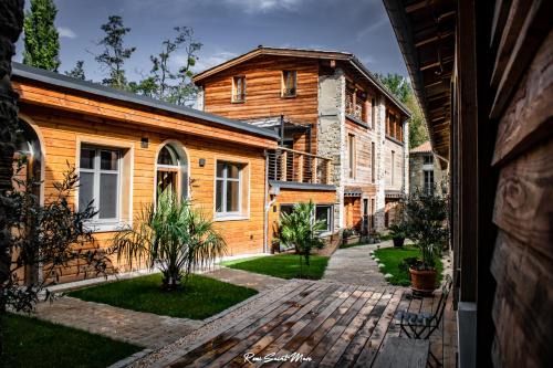 Leran Bed & Breakfast | NATURE CATHARE
