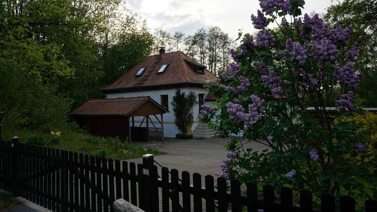 Weidenberg House | Nature cottage by the lake with river access, river hikes in the Fichtelgebirge