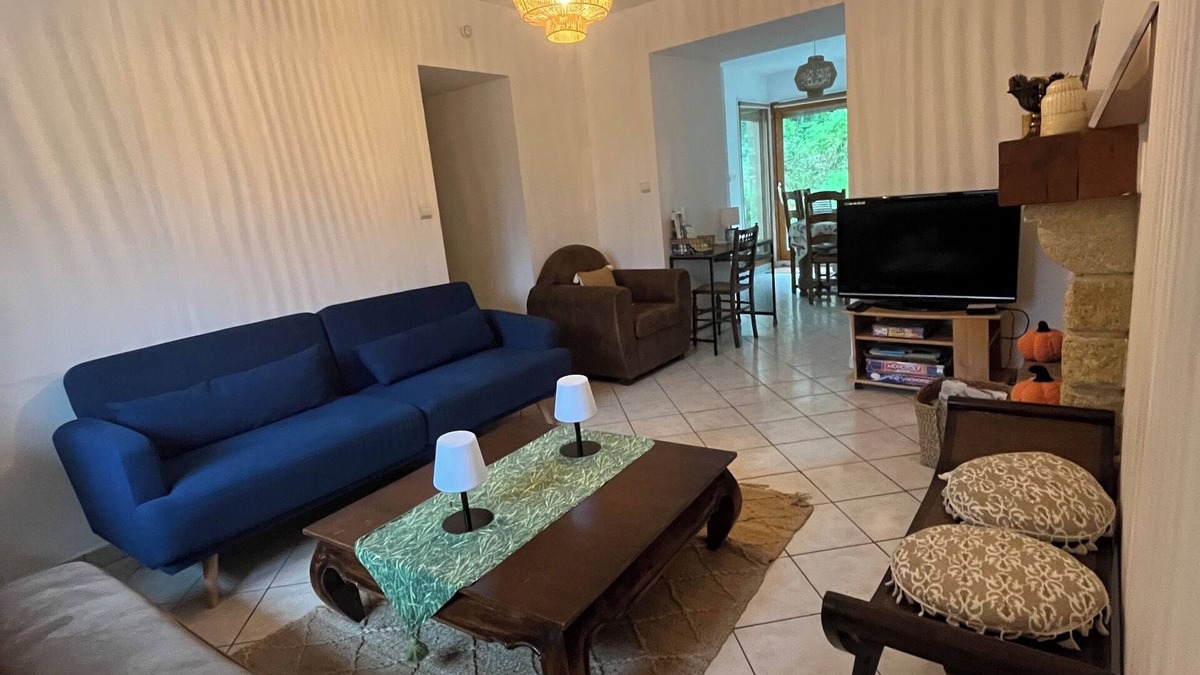 Vif House | Nature Discovery Stay with Jacuzzi & Brasero Monteynard Lakes-Bridges Hiking and Spa