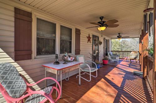 Wytheville House | Nature Escape in Wytheville with Covered Porch!