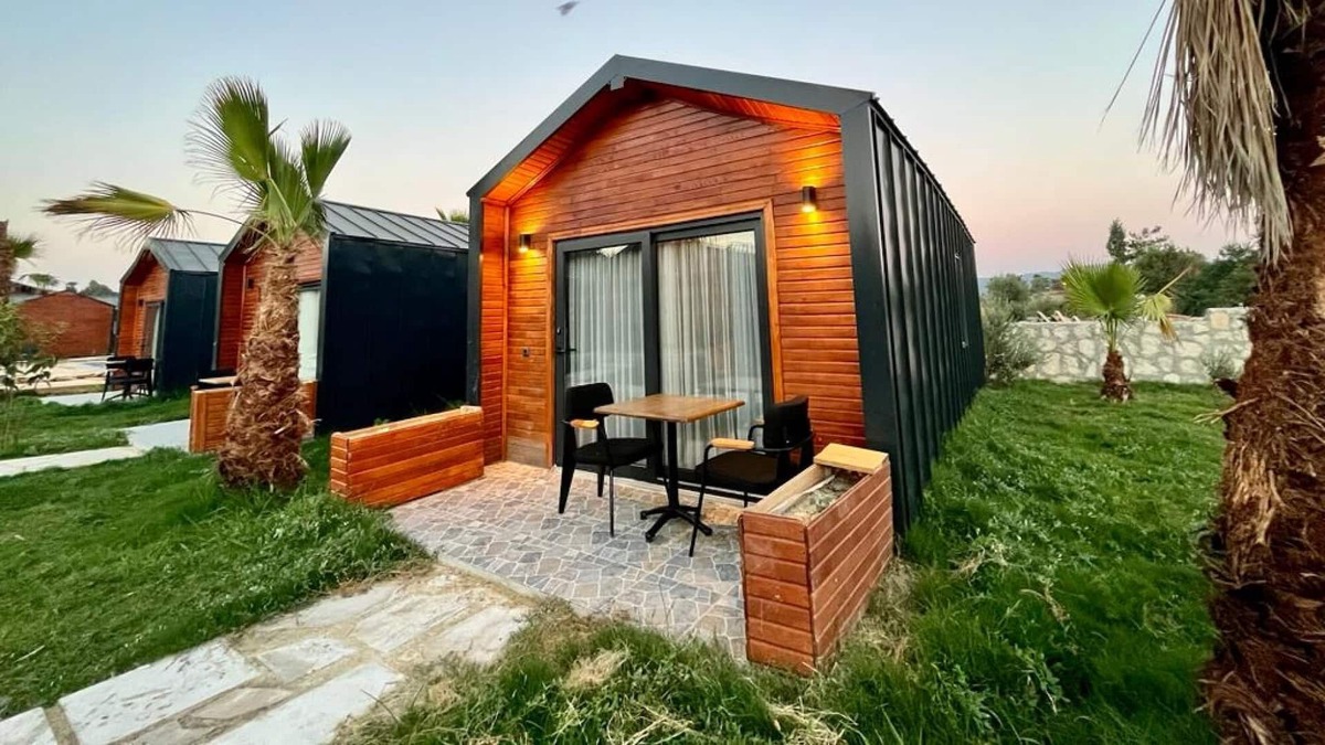 Kas House | Nature Escape Rustic Bungalow with Backyard in Kas