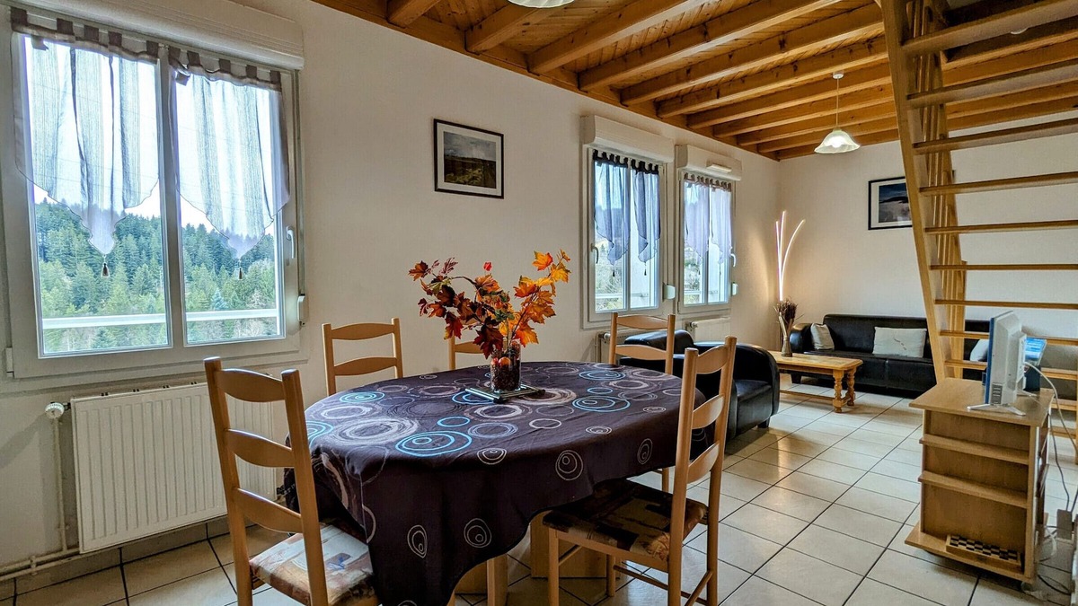 Gerardmer Cottage | Nature Getaway: Cozy Gîte, Near Ski Trails & Lake, Gérardmer
