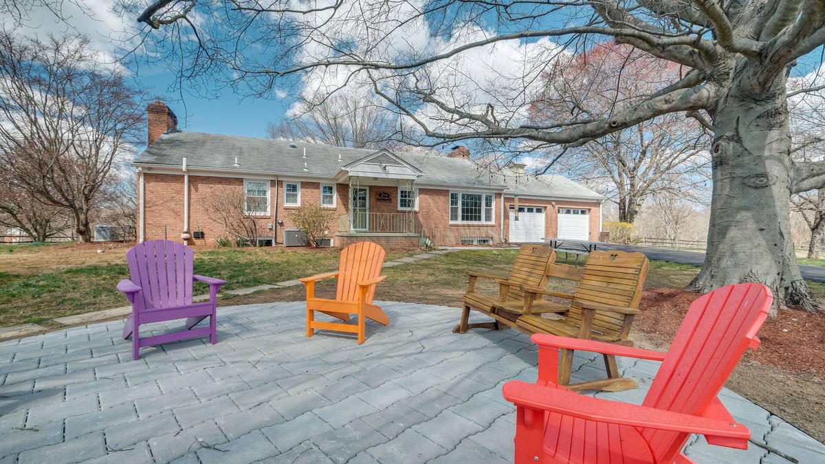 Brookeville House | Nature Getaway w/On-Site Trails, 17 Mi to DC!