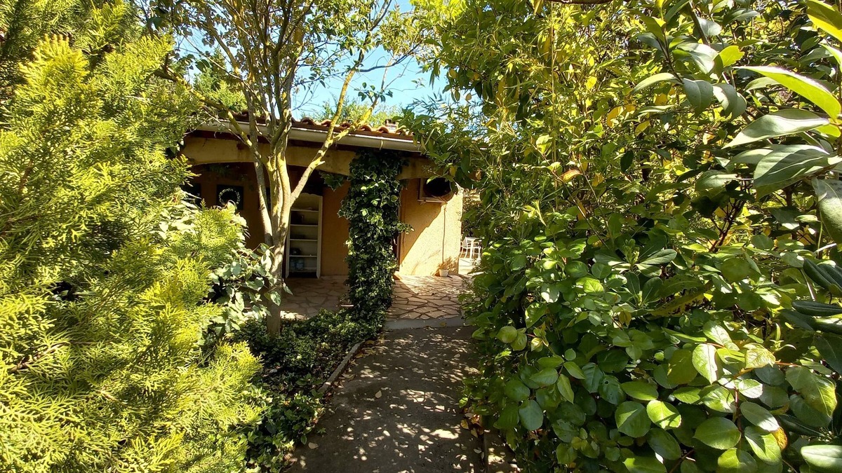 Castelnau-d'Aude House | Nature gîte with swimming pool in the Minervois
