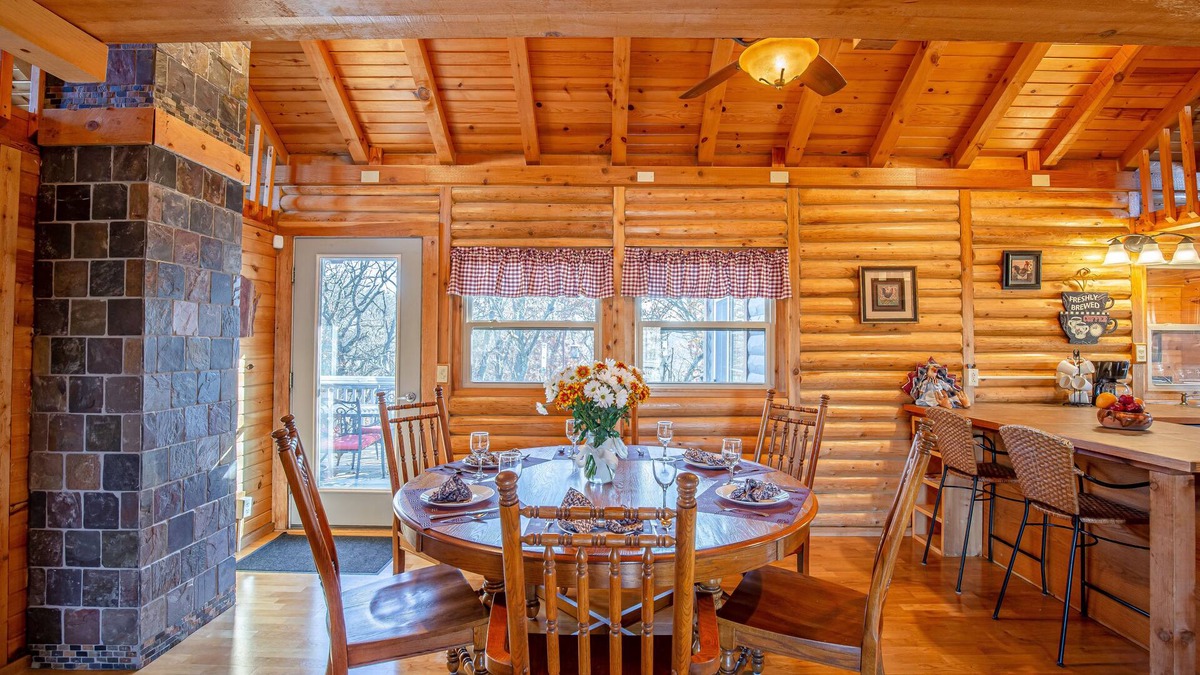 Blanchardville House | Nature Lover's Pardise In The Driftless Area Of Southern Wisconsin, USA.