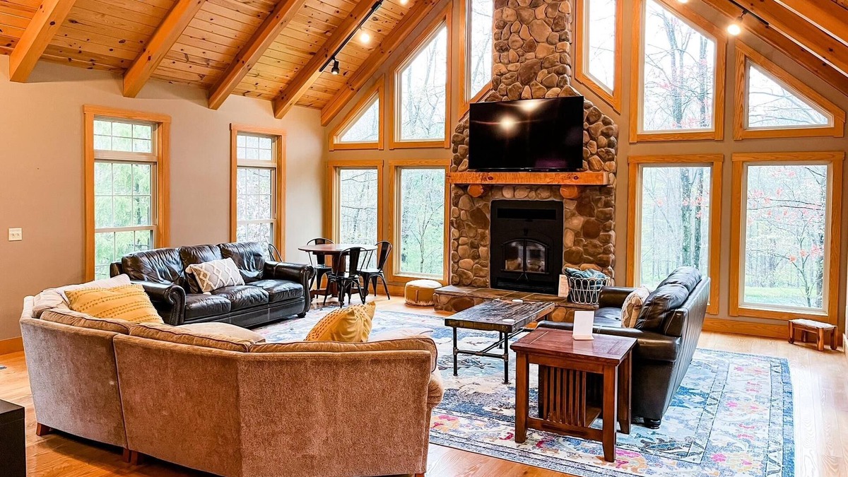Loudonville House | Nature lovers escape near Mohican, Malabar, Amish